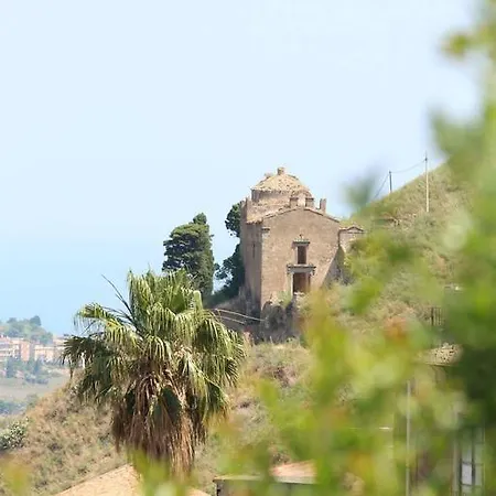 Lemon Tree Holiday home *